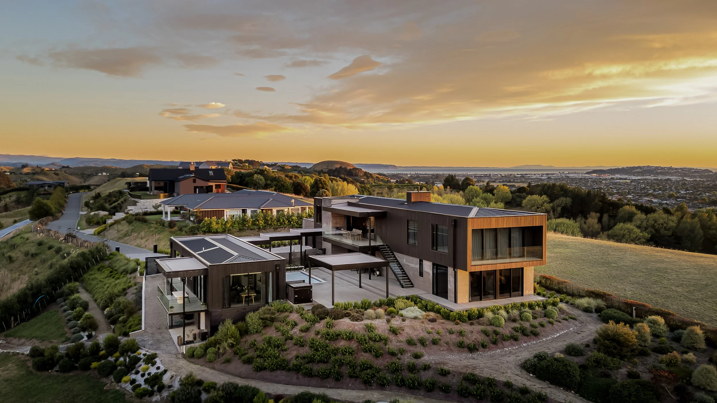 Hawke's bay house | hilltop house — Hulena Architects | Award